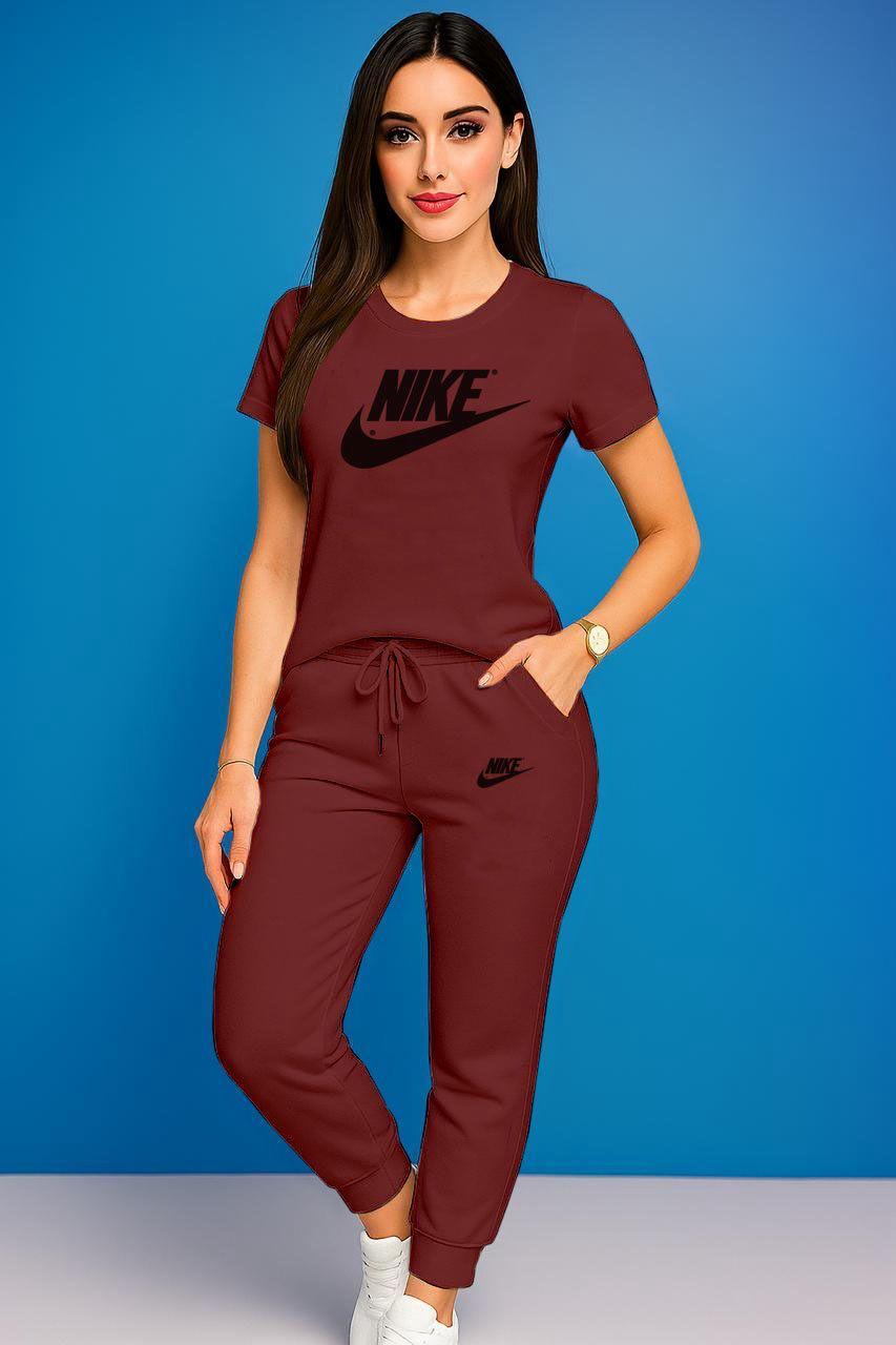 Women’s Logo T-Shirt & Jogger Set