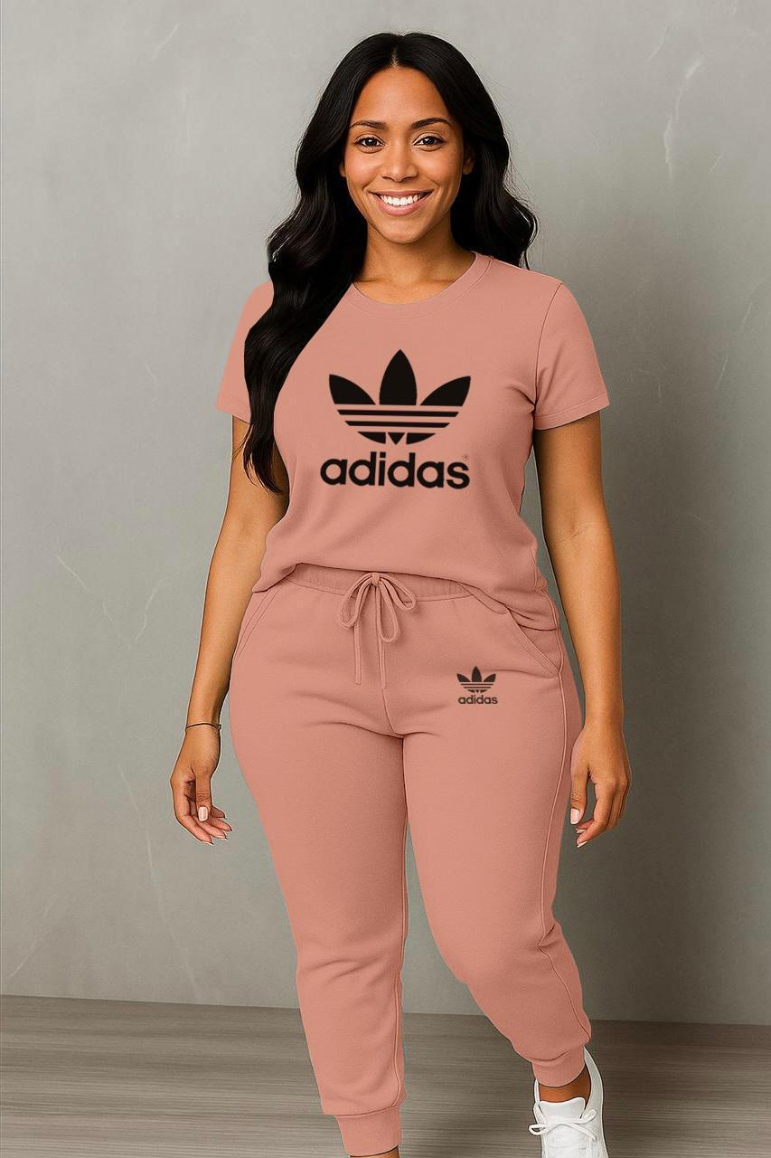 Women Logo T-Shirt & Jogger Set