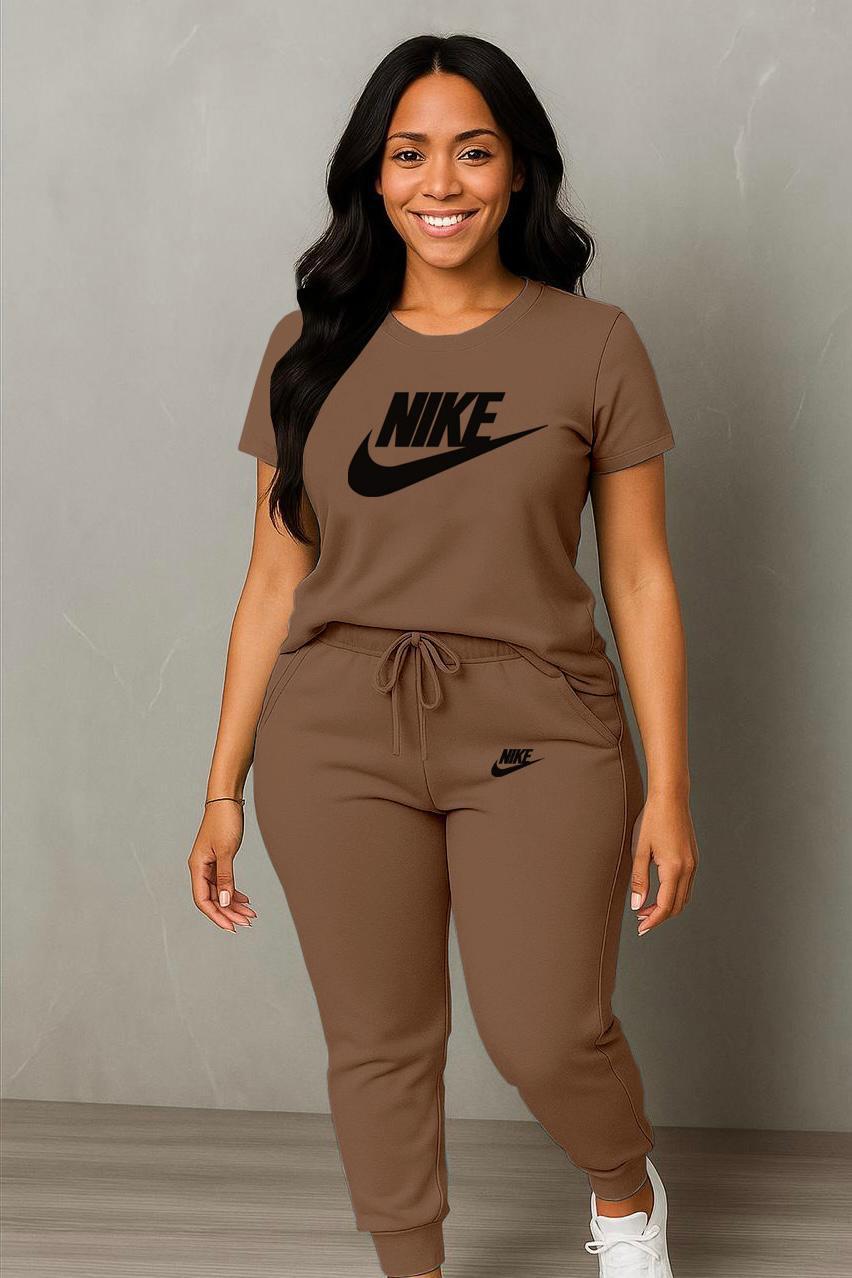 Women’s Logo T-Shirt & Jogger Set