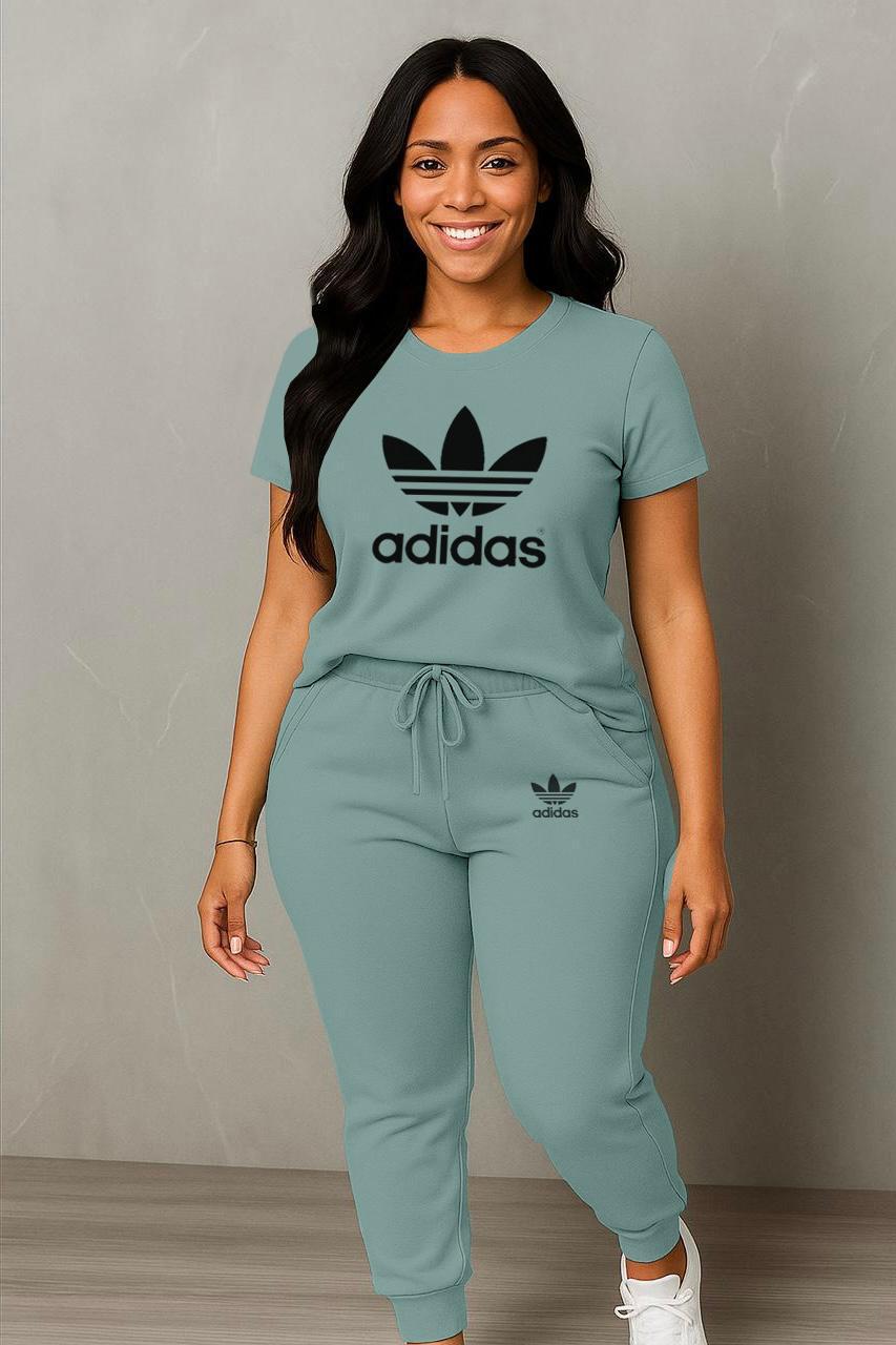 Women Logo T-Shirt & Jogger Set